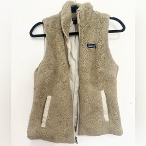 Patagonia Women’s Small S Los Gatos Sherpa Fleece Vest Jacket Tan Beige